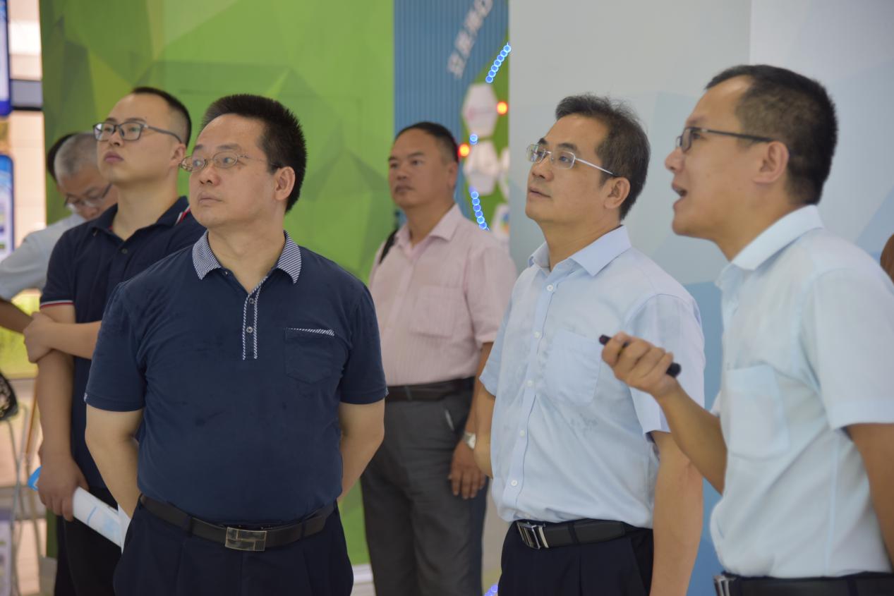 中国科技开发院园区发展部部长颜胜利一行到科技园考察