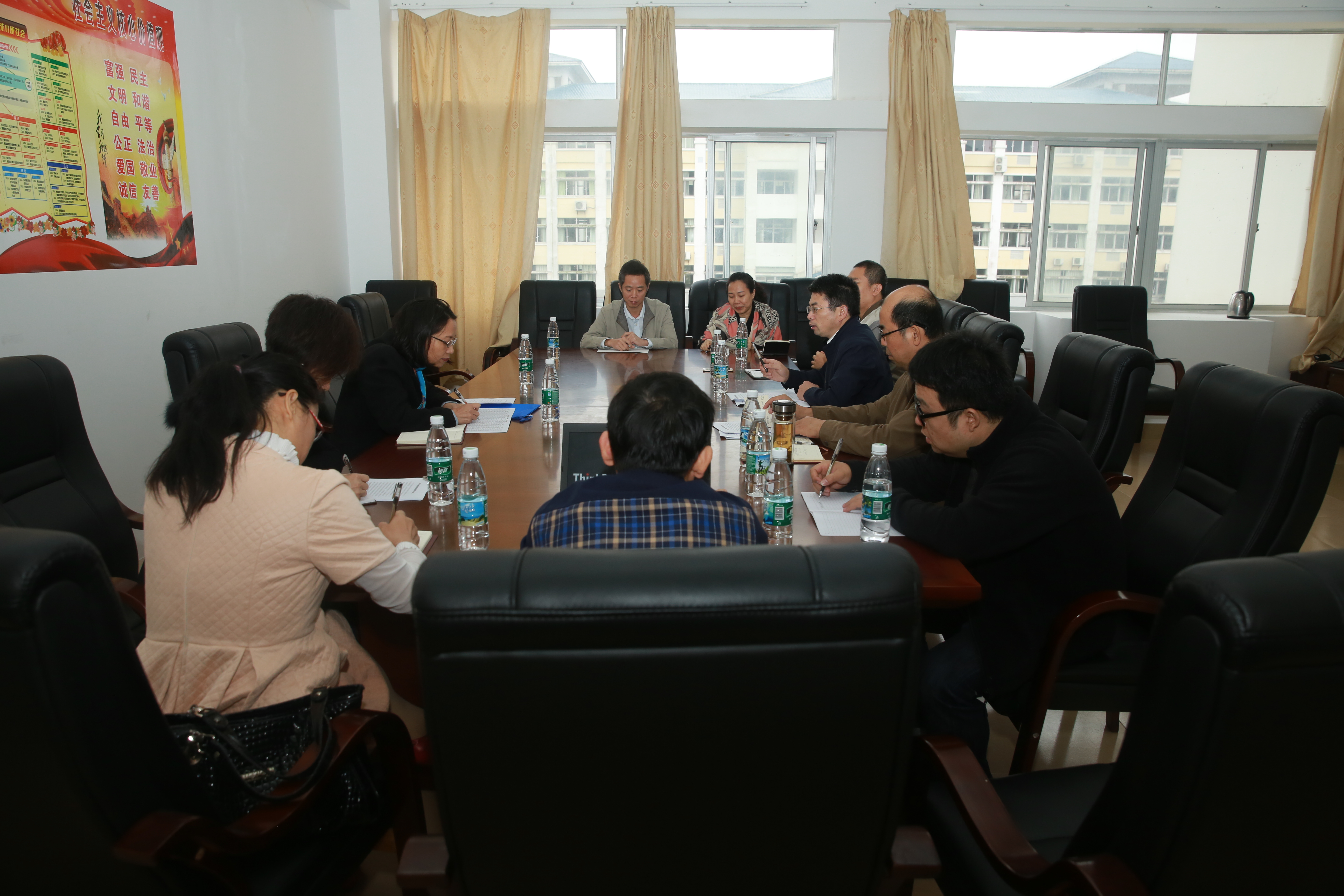 校党委副书记刁晓平到新闻传播与影视学院调研
