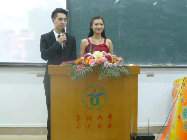 逍遥庄子，文化交流――外国语学院举办“外研社”第十六届大学生和研究生英语演讲大赛专业组初赛