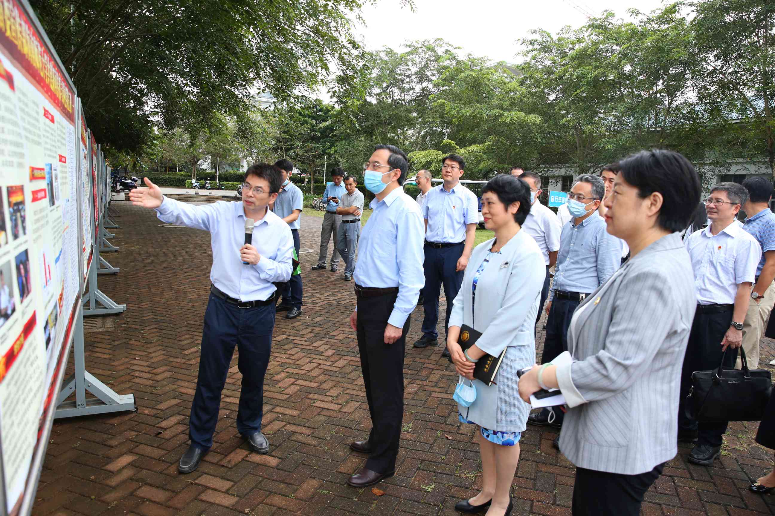 省委常委王斌来我校桂林洋校区调研