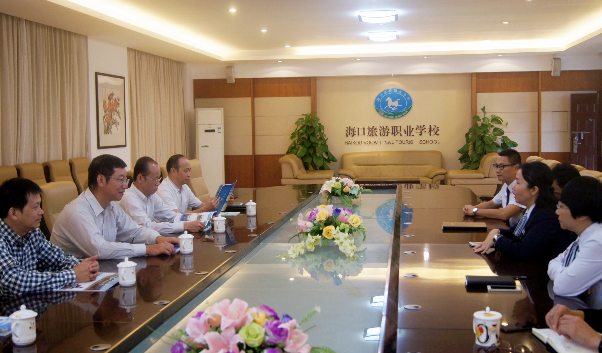 林强校长考察合作办学院校