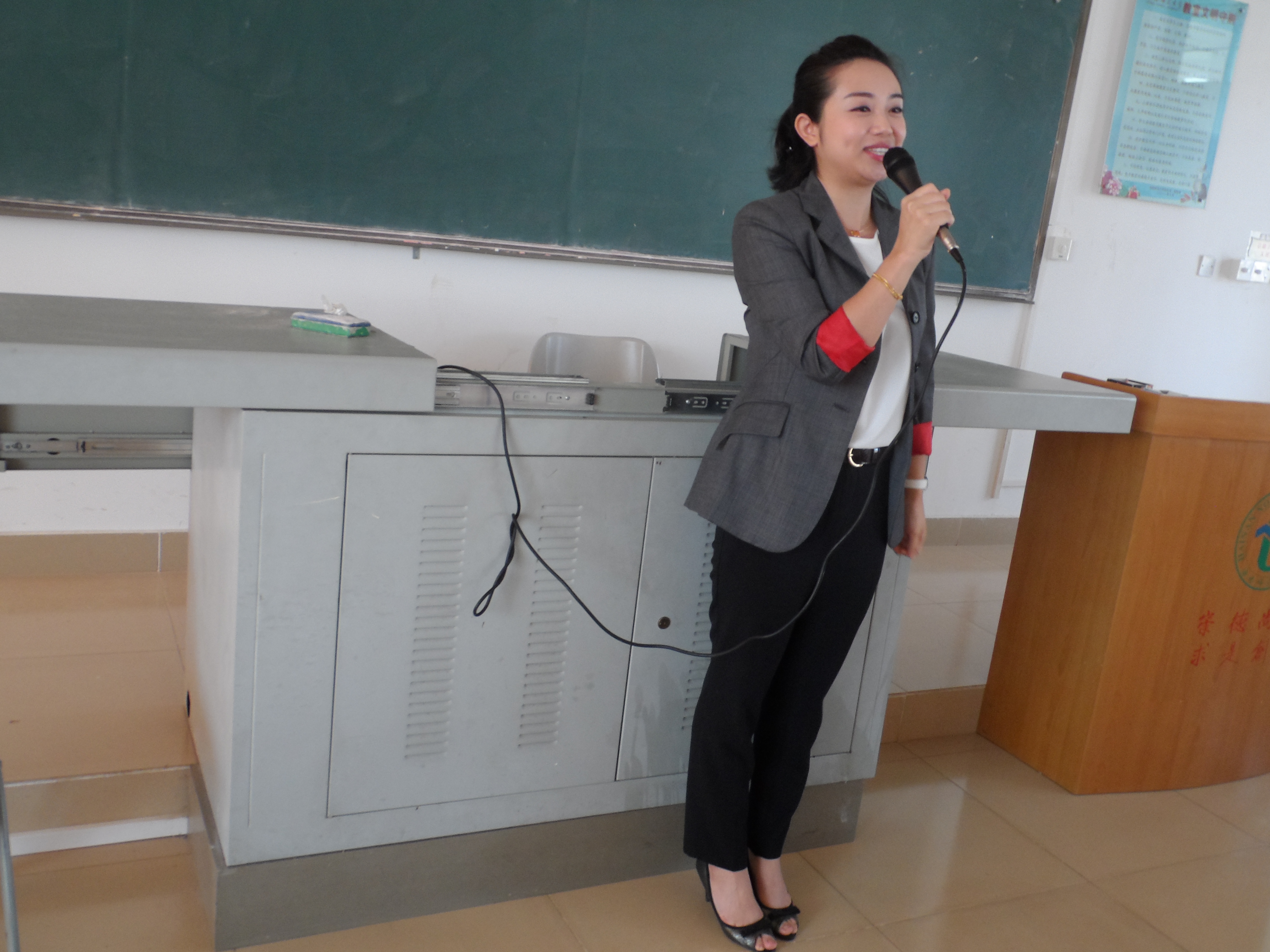 面临社会的考验,你准备好了吗？---记教育科学学院2011级学前教育招聘会圆满结束