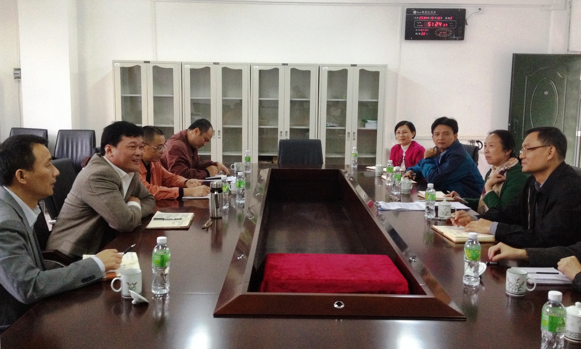 校领导到生命科学学院调研