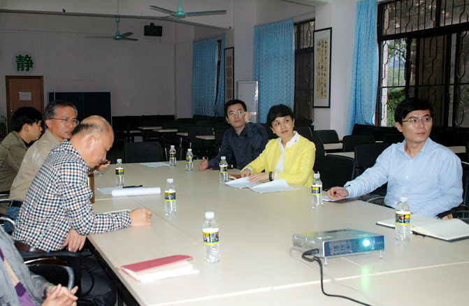 李红梅书记到数学与统计学院调研