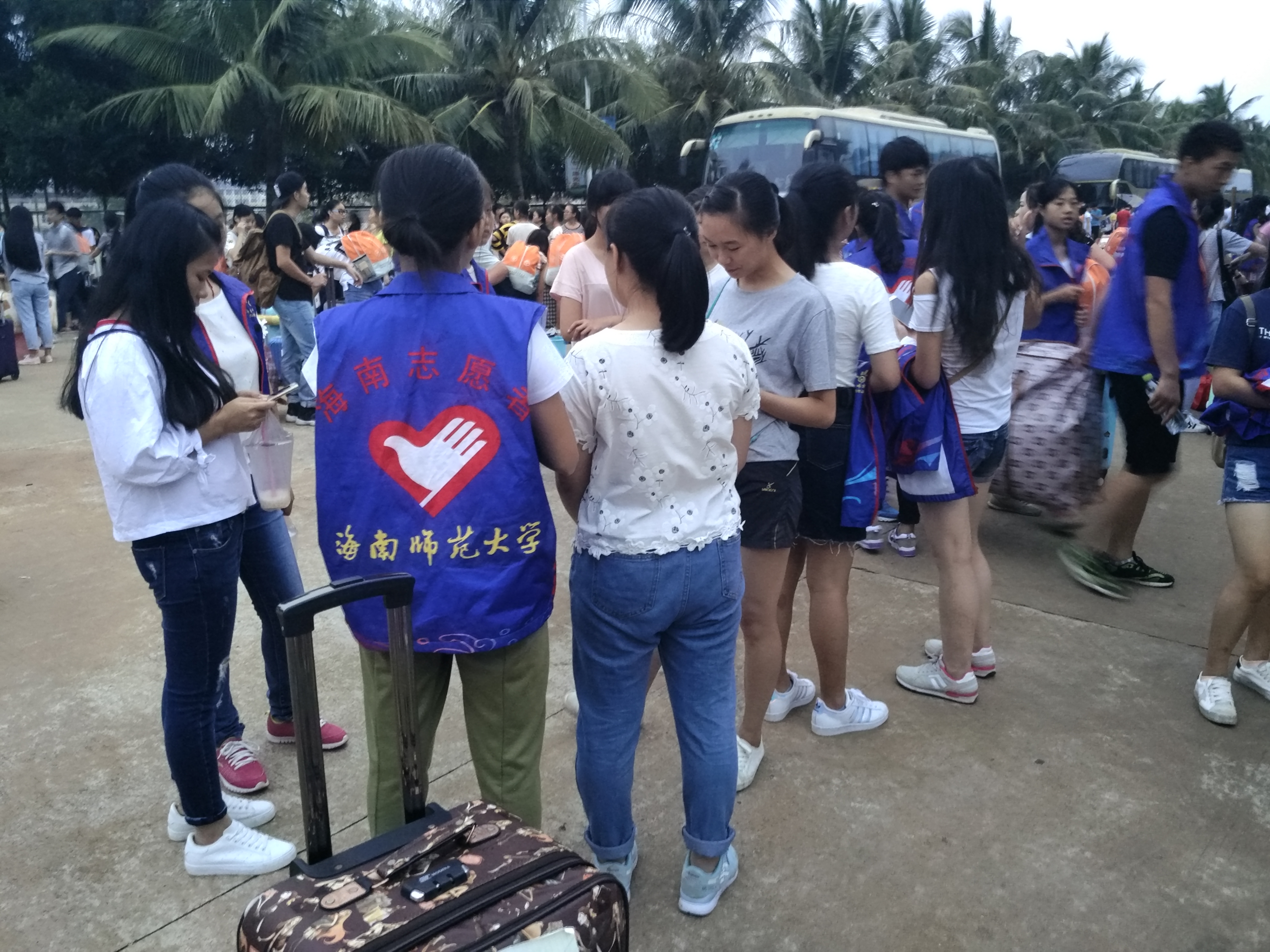 “青春献爱，心系彩虹”——记化学与化工学院顶岗支教欢送仪式