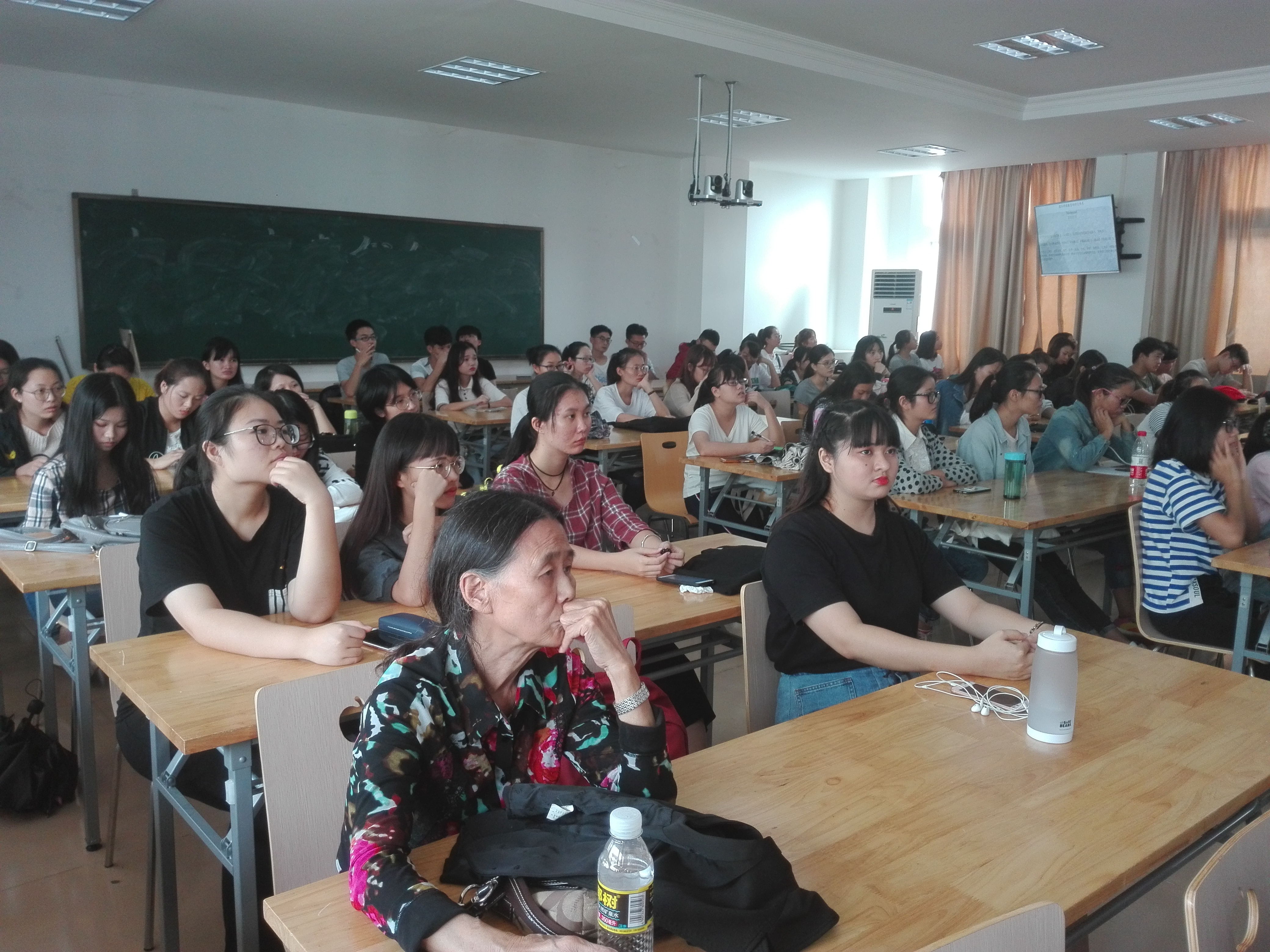 青年之声・教育与心理学院创新创业实践周系列讲座之我和我的幼儿园