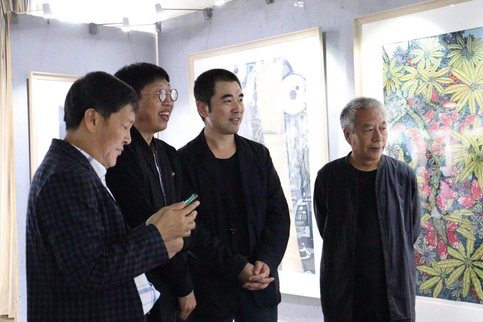 “向祖国献礼 印迹南北华彩”作品联展在美术学院展出