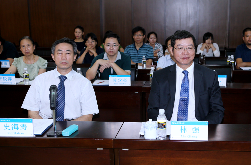 我校与新墨西哥大学签订校际友好协议