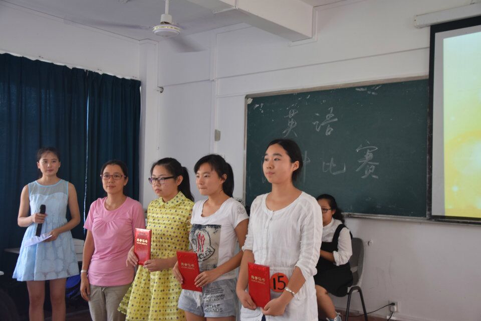 青春激昂，梦想起航——记生命科学学院第三届英语演讲比赛