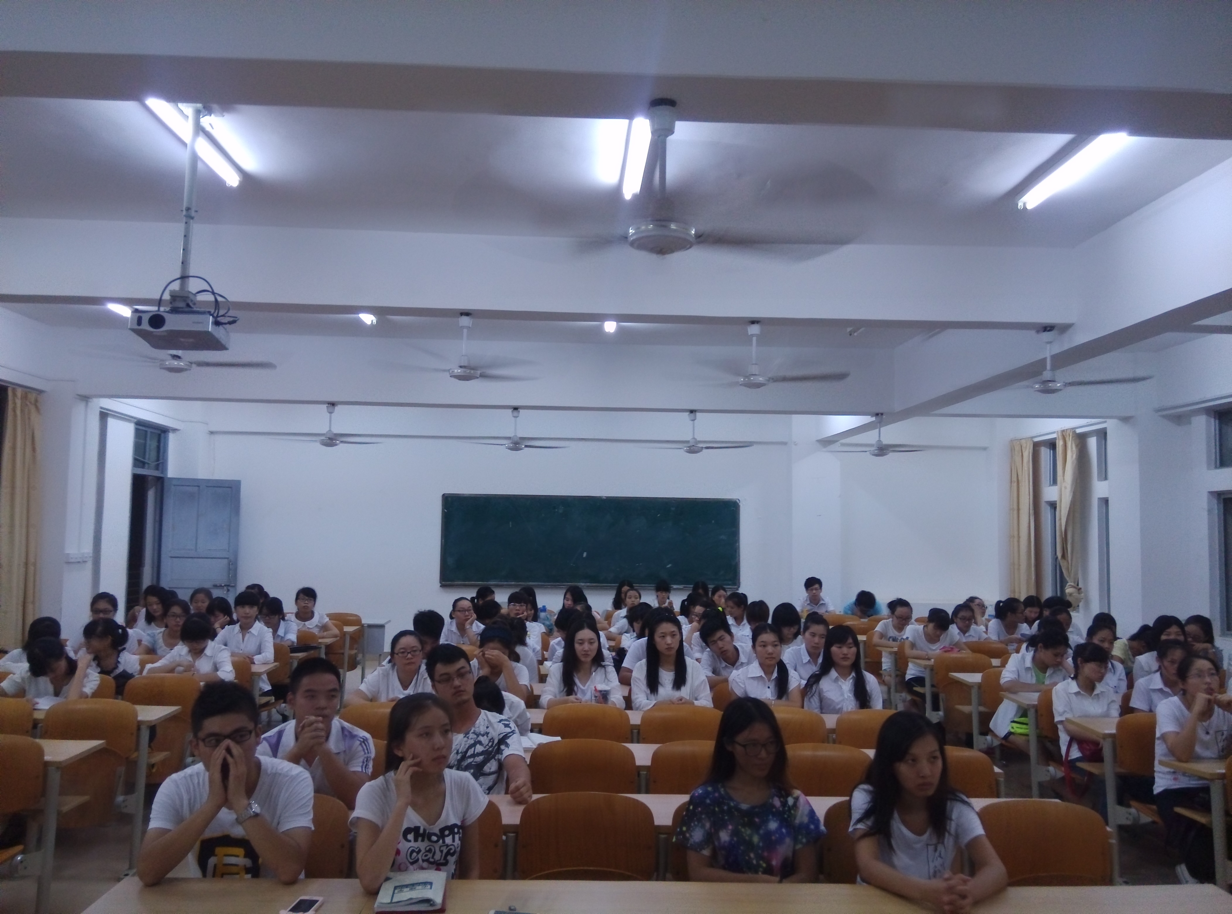 薪火相传 共筑教科之家——记教育科学学院团委学生会换届大会