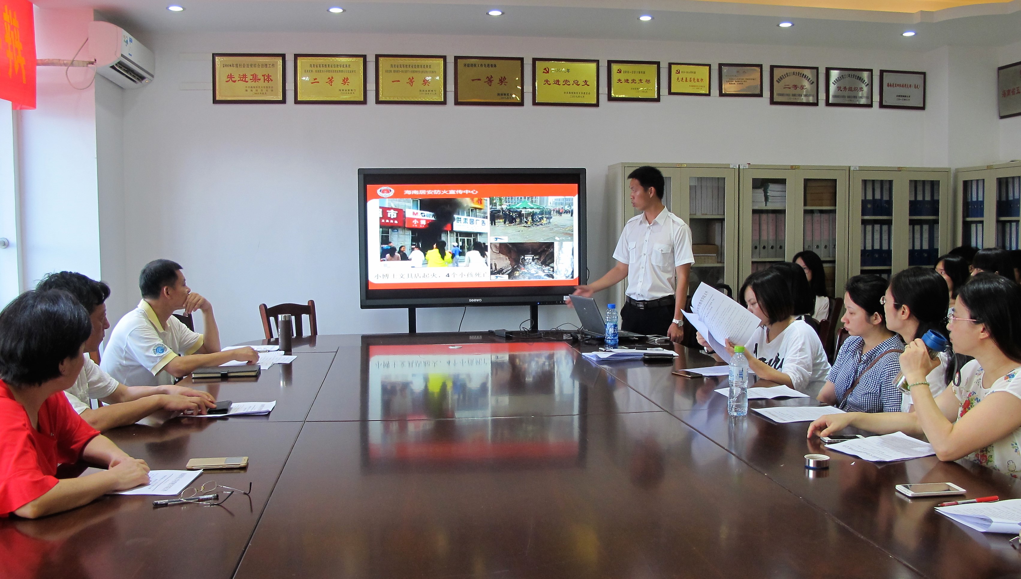 珍爱生命 远离火灾――记初等教育学院科普常识宣讲活动