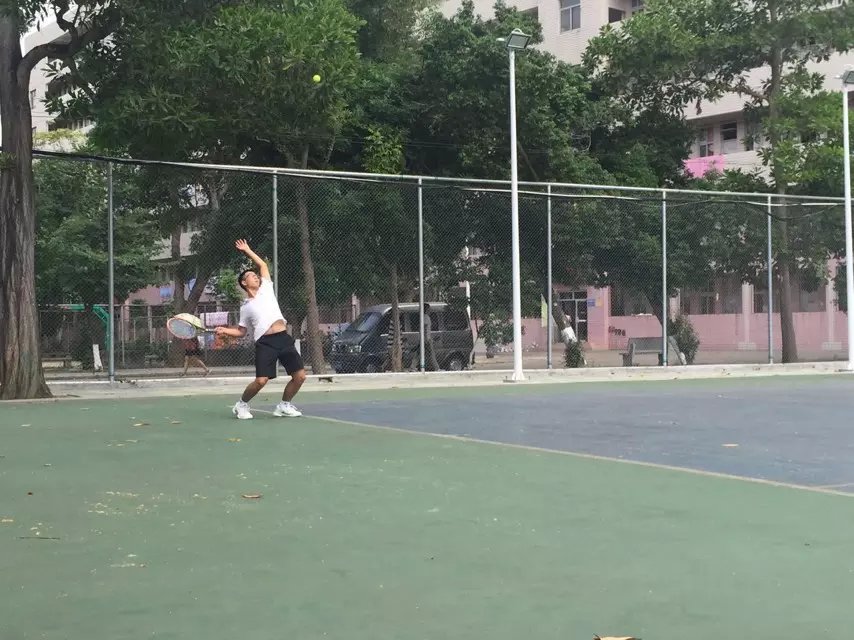 海南师范大学第一届业余网球公开赛取得圆满成功