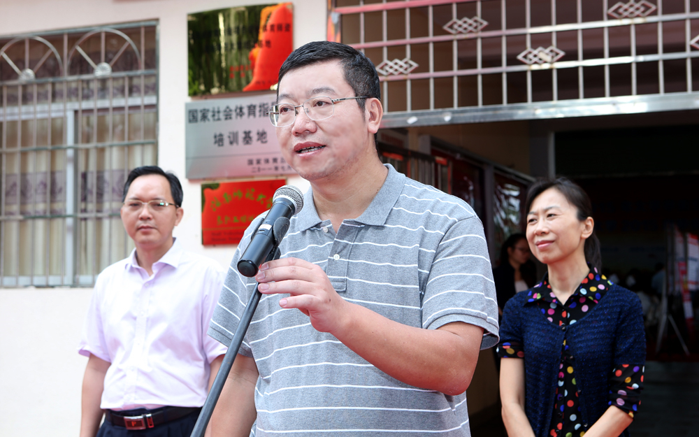 我校举办2015届毕业生供需洽谈会