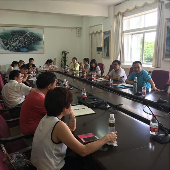 校领导调研我校心理健康教育状况