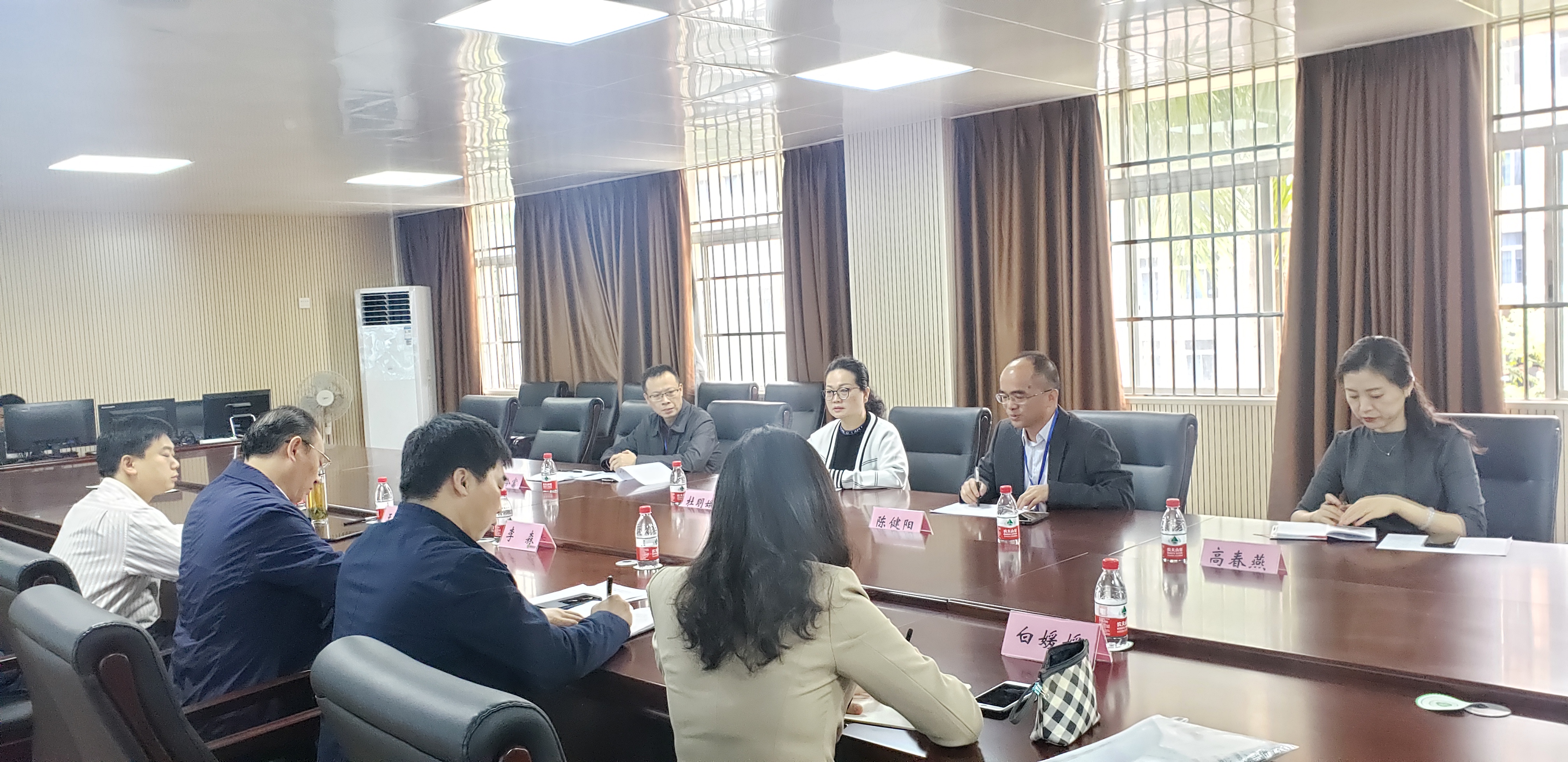 海南省考试局局长杜明娥一行到我校检查指导2020年全国硕士研究生招生考试部署等工作