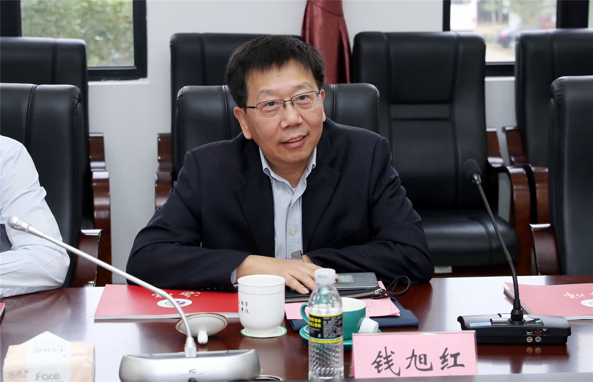 华东师范大学来琼洽谈省校合作