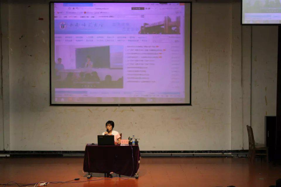 大学生活，从点滴开始――记政法学院《走进大学生活》主题讲座