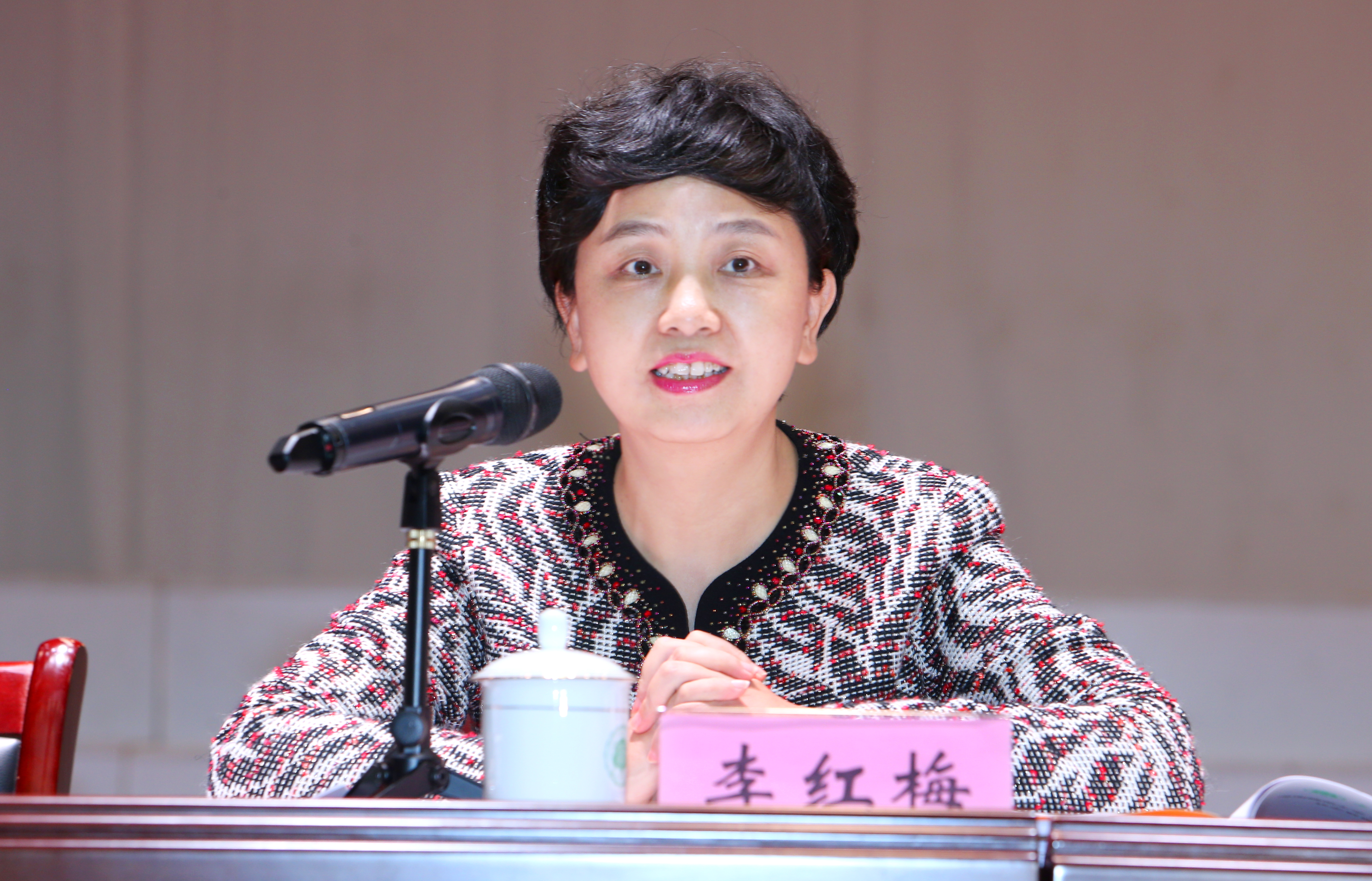 学校召开党委会专题推进本科教学审核评估工作