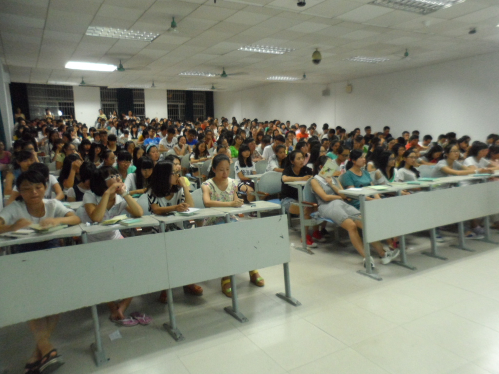明确校规校纪，严明校风学风 ―记地理与旅游学院新生入学讲座 