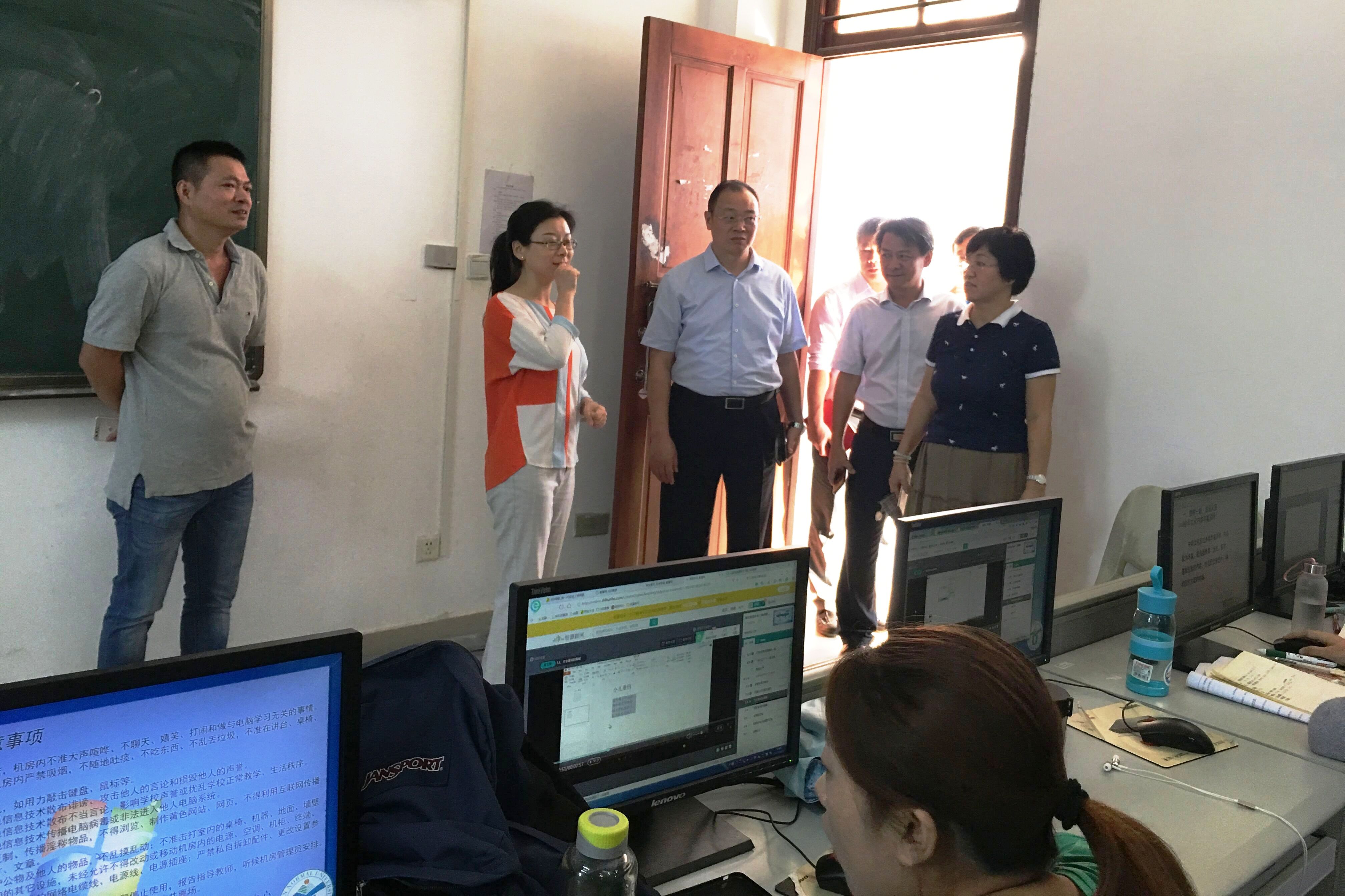 校领导调研桂林洋校区教学综合设施建设