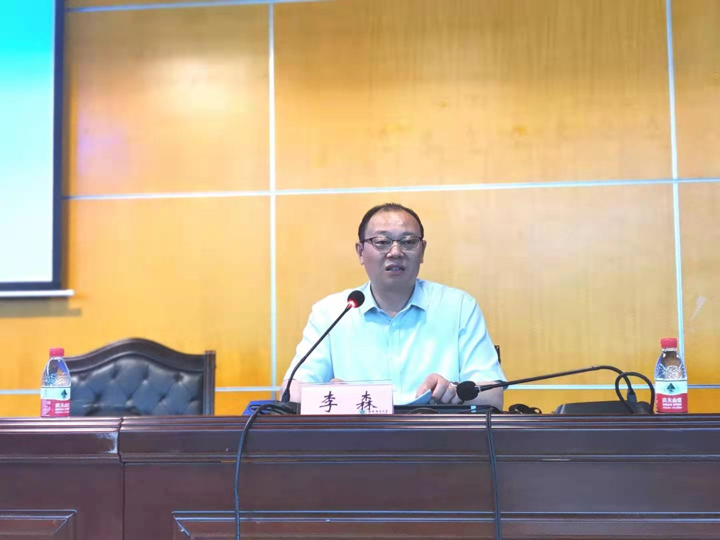 我校召开2021年硕士研究生招生复试部署暨远程面试系统培训会议