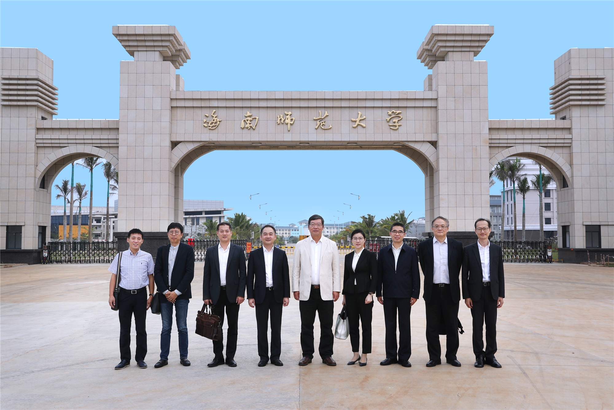 中国文物协会、台湾优势产业对外合作委员会参访团一行考察我校桂林洋校区