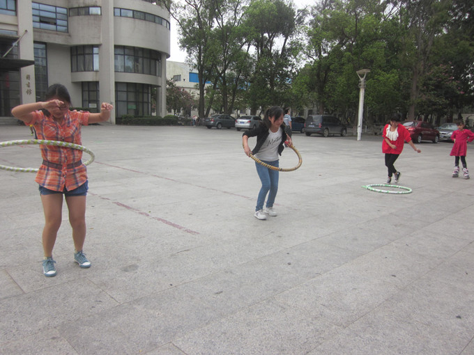 美丽的3.7——记初等教育学院女生节趣味活动